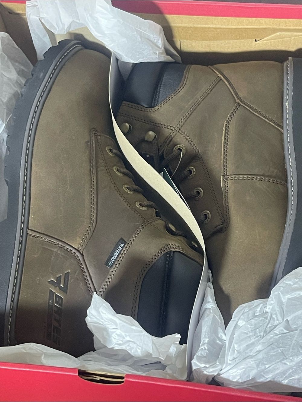 Bates Red Work Boot Box - Picture 2 of 9